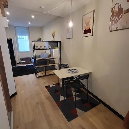 Apartment Square Perdiguier Avec Terrasse