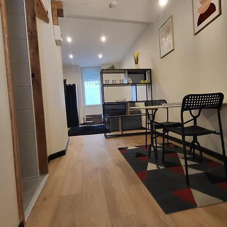 Apartment Square Perdiguier Avec Terrasse *
